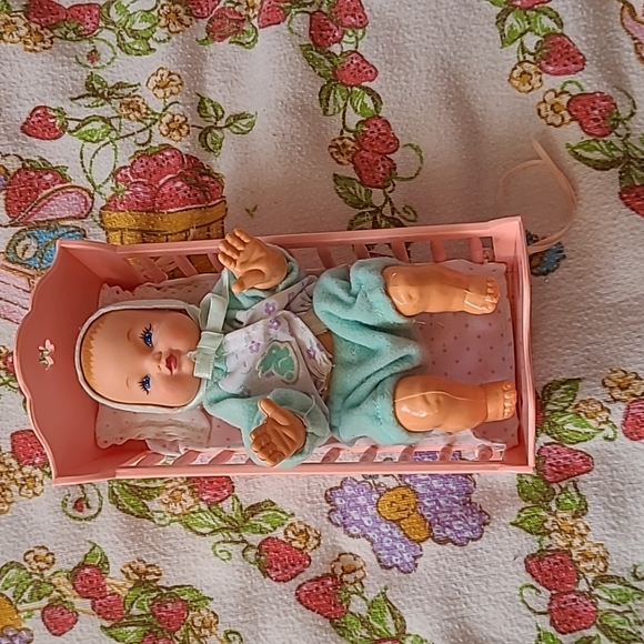 Vintage Galoob Bouncin Babies and Crib - Picture 6 of 6